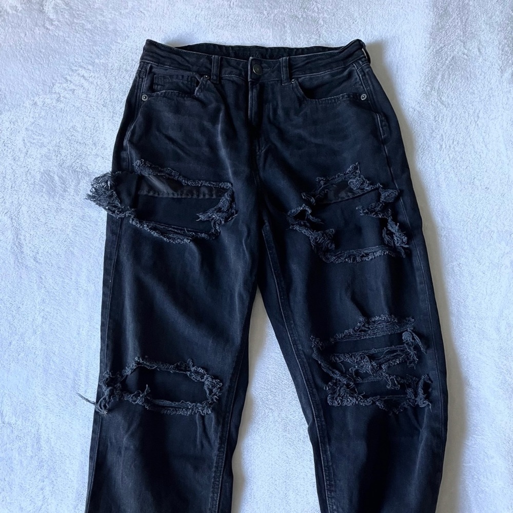 American Eagle mom jeans size 10